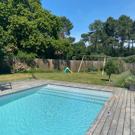 Architect-designed House In Bordeaux Вилла